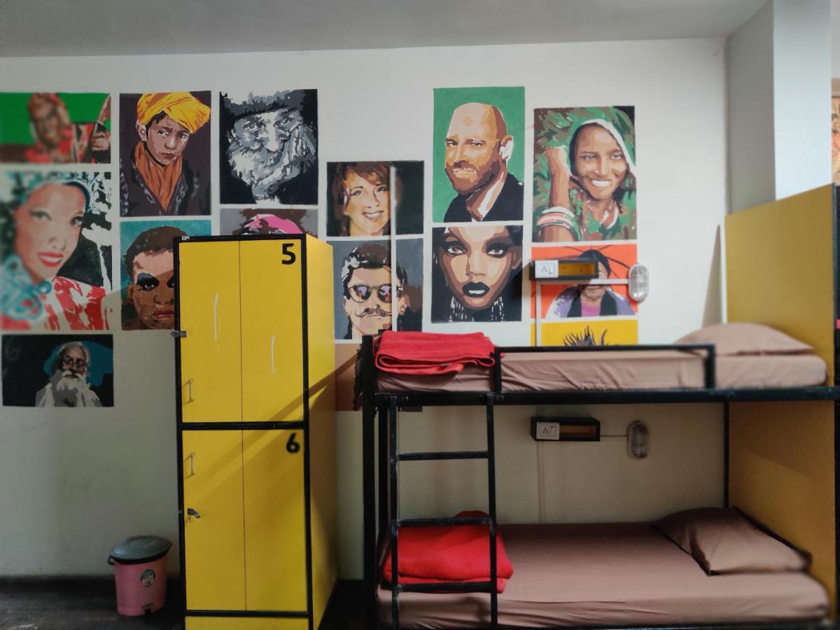 Hostel Heistel Delhi Neu-Delhi Exterior foto